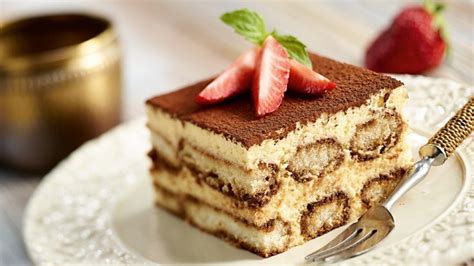 Tiramisu Cake Cake For Love In Valentines Day ~ Nondon
