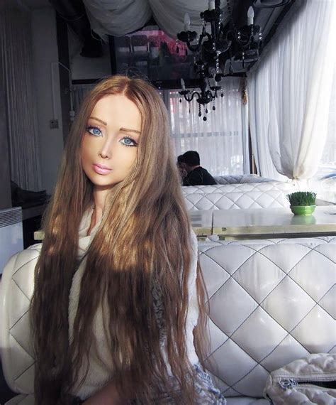 27 surreal photos of valeria lukyanova the human barbie doll