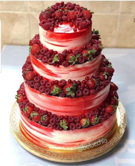 Amourducake Su Instagram Yes Or No Amazing Cake With Berries By Belucchio Perfect Wedding