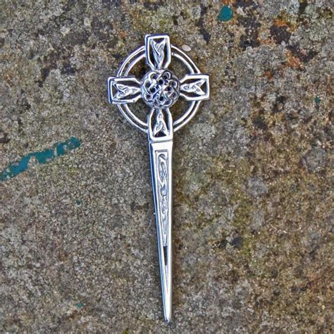 Kps2 Celtic Cross Silver Kilt Pin