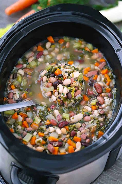 Slow Cooker 15 Bean Soup With Ham And Kale Bowl Of Delicious Recipe Soup Recipes Slow
