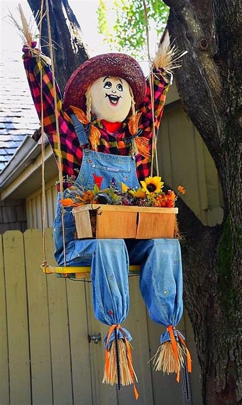 Scarecrows In 2020 Fall Yard Decor Fall Halloween Decor Fall