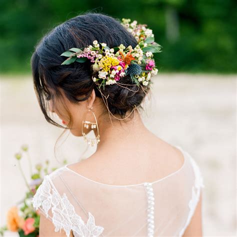 Wedding hairstyles for medium hair bride hairstyles cool hairstyles updo hairstyle messy 35 wedding hairstyles for brides with long hair. 9 Easy Ways to Change Your Wedding Hairstyle for the Reception | Martha Stewart Weddings