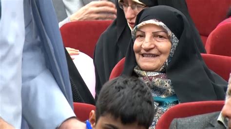جشن مادر بزرگ ها به همراه نوه ها در شاهین شهر خبرگزاری صدا و سیما