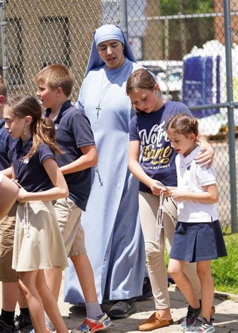 Portsmouth Students Honor Our Lady Of Fatima Catholic Times Read