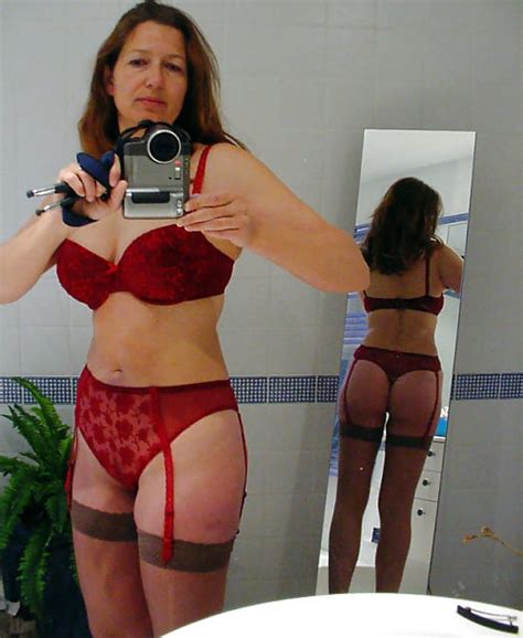 Big Tits Mature Selfie Palmes Est