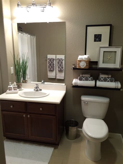 Guest Bath Paint Color Is Taupe Tone By Sherwin Williams Guest