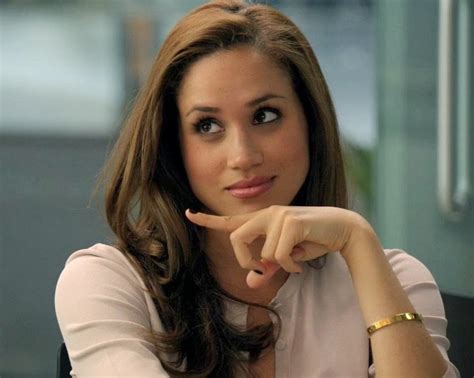 Run by fans, this is your stop for everything on meghan markle (and prince harry)! penetrating beauty: Meghan Markle