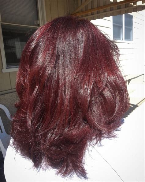 50 Awesome Maroon Hair Color Ideas Become A Headturner Maroon Hair