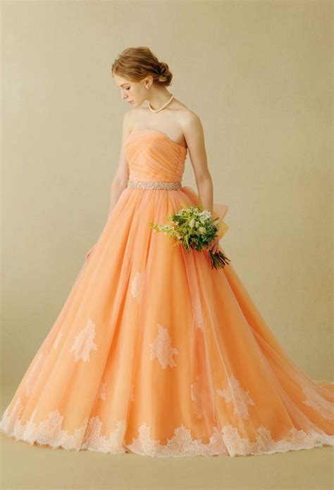 Свадебные платья персиковые 90 фото