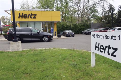 Hertz Customers Sue Company For More Than 529 Million Over Cost