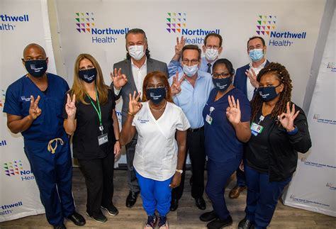 COVID booster shot prolongs, strengthens immunity | Northwell Health