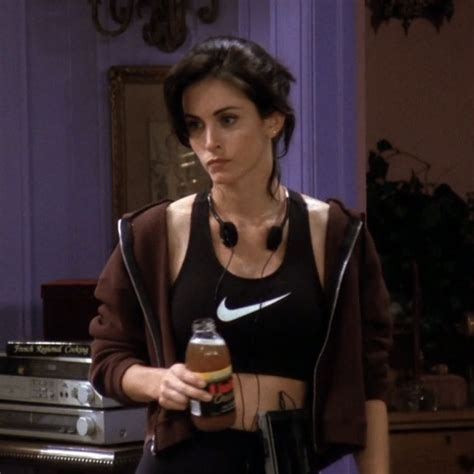 Monica In 1x22 Of Friends Courteney Cox The One With The Ick Factor