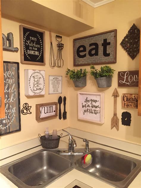 Kitchen Wall Decor Ideas Diy And Unique Wall Decoration Country Kitchen Wall Decor Kitchen