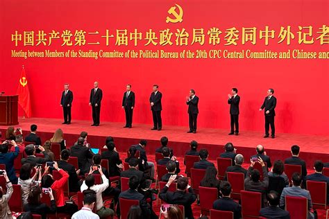 live updates china s xi jinping unveils communist party s politburo standing committee leaders