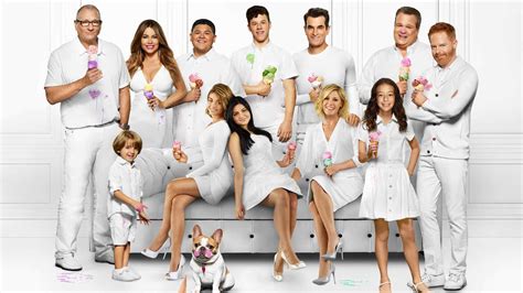 Modern Family S11 - Never a dull moment with this crazy clan