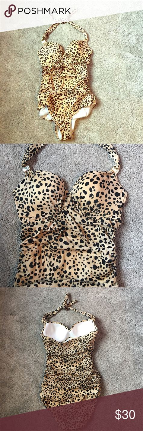 Nwot Victoria Secret Xs Cheetah Print Swimsuit Print Swimsuit
