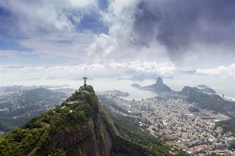 Top 10 Must See Attractions In Rio De Janeiro