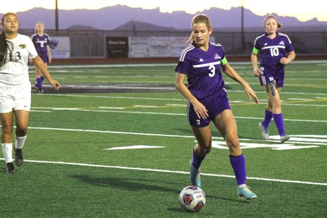 Havasu Breezes Past Peoria Kendra Park Sets School Record With 9 Goals In Win Local Sports