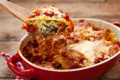 Emerils Spinach Lasagna With Goats Cheese Sauce Recipe