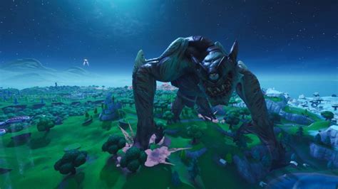 Fortnite Just Had A Kaiju Versus Mech Fight On Its Map Game Informer