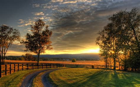 Amazing Country Sunset - Wallpaper