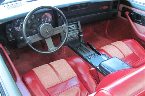 1989 Chevrolet Camaro Iroc Z Convertible Interior 232560