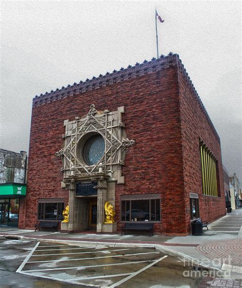 Please subscribe to get more interesting. Grinnell Iowa - Louis Sullivan - Jewel Box Bank - 04 ...