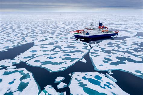 Arctic Science Expedition Reaches North Pole Due To Melting Sea Ice