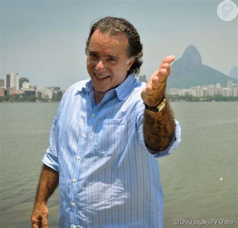 O ator revelou que, infelizmente, não deverá voltar às grandes telas em 2021. Tony Ramos chega aos 65 anos com filme para estrear e novo ...