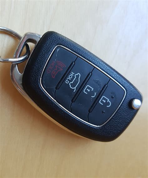 Repair Hyundai Or Kia Flip Car Key 6 Steps With Pictures