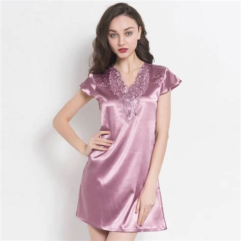 Female Sexy Summer Silk Nightgown V Neck Short Sleeved Nightwear Silk Embroidery Sleepskirt