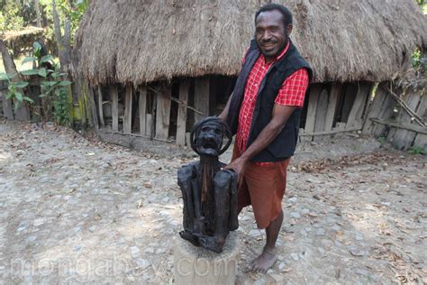 ℹ️ find papua new guinea people related websites on ipaddress.com. New Guinea Slideshow: Mummified human in New Guinea