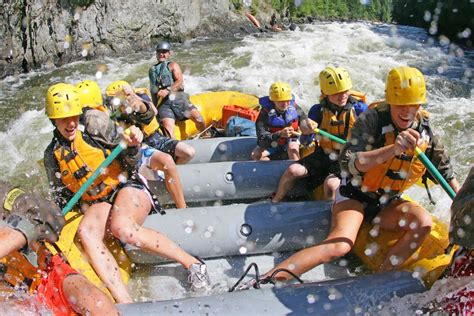 Whitewater Rafting In Maine Northern Outdoors Adventure Offmetro Ny