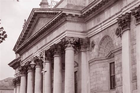 70 Four Courts Building Stock Photos Pictures And Royalty Free Images