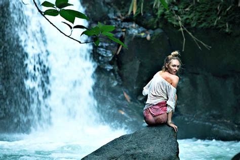 Candice Swanepoel Jungle Wateerfall Gorgeous Sexy Supermodel Blonde Waterfall Hd