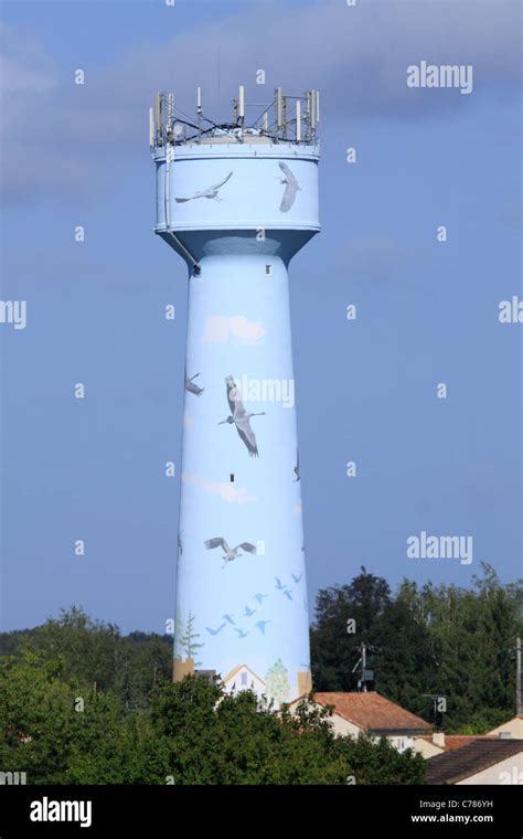 Painted Water Tower Stock Photo Alamy