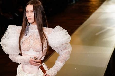 bella hadid naked tits at vivienne westwood ready to wear fall winter 2020 paris the fappening