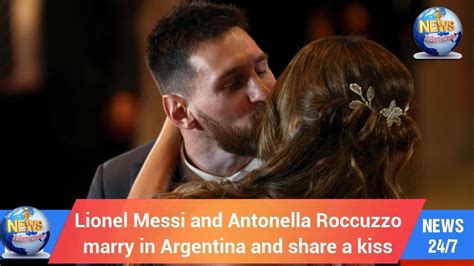 Todays World Lionel Messi And Antonella Roccuzzo Marry In Argentina