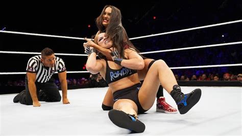 Photos Rousey Throws Down With Fearless Nikki In Edge Of Your Seat