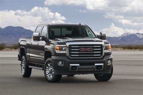 2016 Gmc Sierra Hd Ups The Ante With New Set Of Improvements