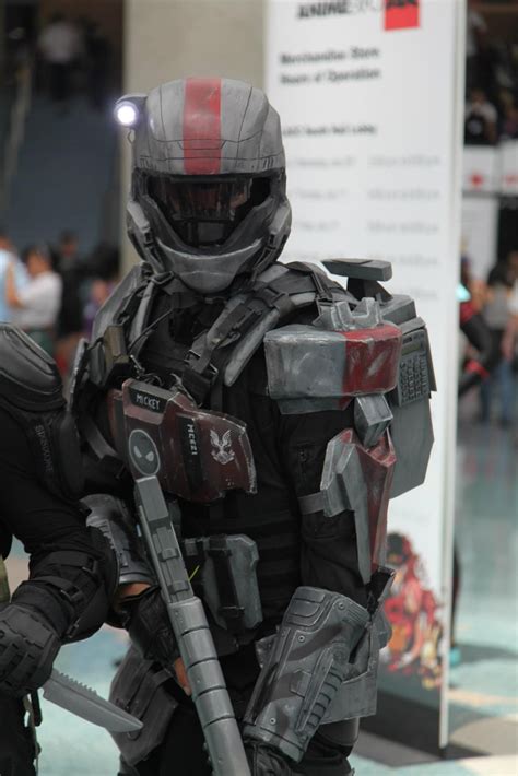 Costume Of Mickey From Halo 3 Odst Halo Cosplay Halo Armor Video