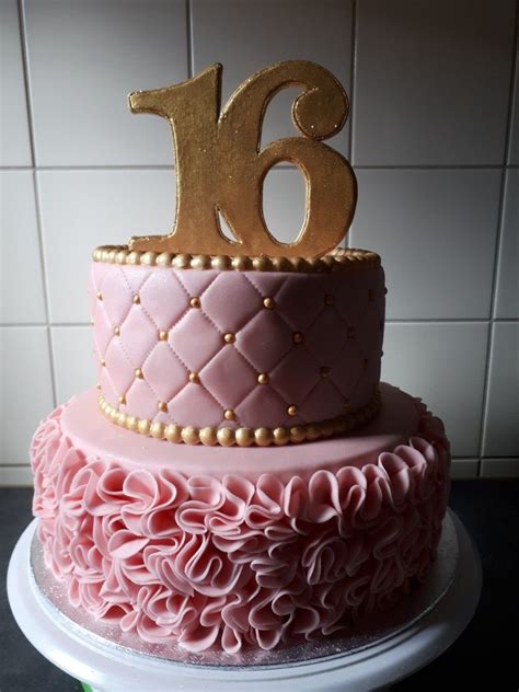 Sweet 16 Cake Pinkgold Sweet 16 Cakes Sweet 16 Birthday Cake Sweet
