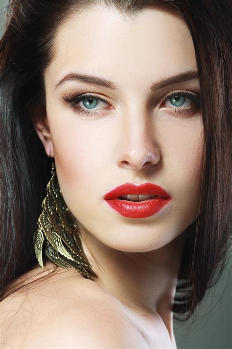 Glamour Red Lips By Olena Zaskochenko On 500px Perfect Red Lipstick Red Lipstick Looks
