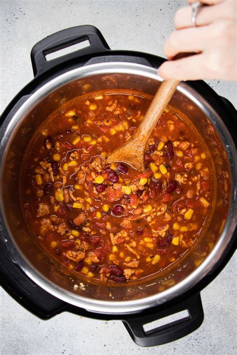 Each salt and freshly ground black set the instant pot to sauté, and heat 2 tablespoons of oil. Instant Pot Turkey Chili | Recipe | Turkey chili, Fun easy ...