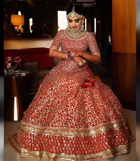 Pin By Srishti Kundra On Blushing Brides Indian Bridal Dress Indian