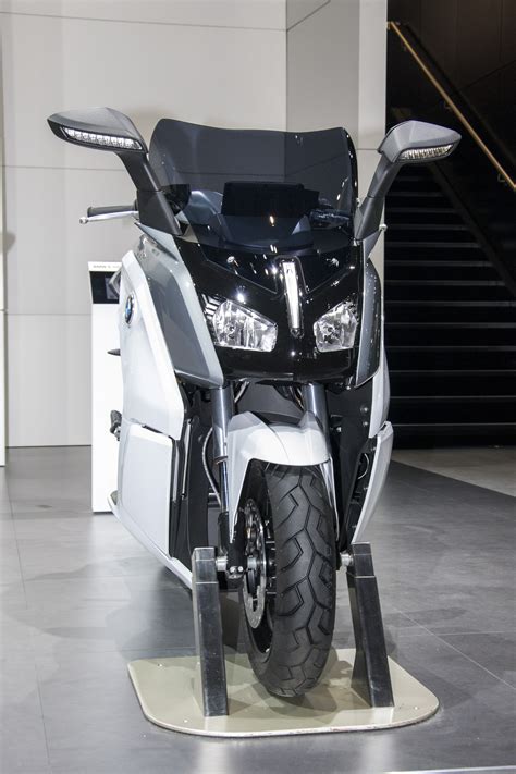 El salón del automóvil de parís, del 1 al 16 de octubre, ha sido el lugar seleccionado para presentar las novedades y las evolucionadas características del nuevo modelo. C-evolution(BMW) | OTHERの記事 | 2015 第44回 東京モーターショー速報 | 中古 ...