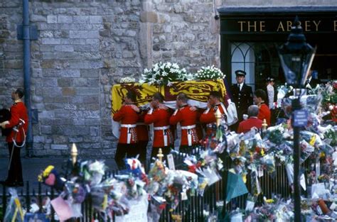 30 Top Princess Diana Casket Pictures Photos And Images Getty Images
