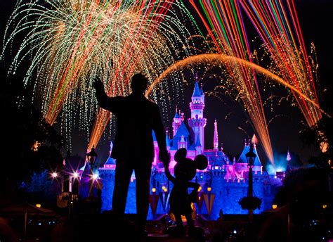 Disneyland Magical Fireworks Photo Disney Tourist Blog