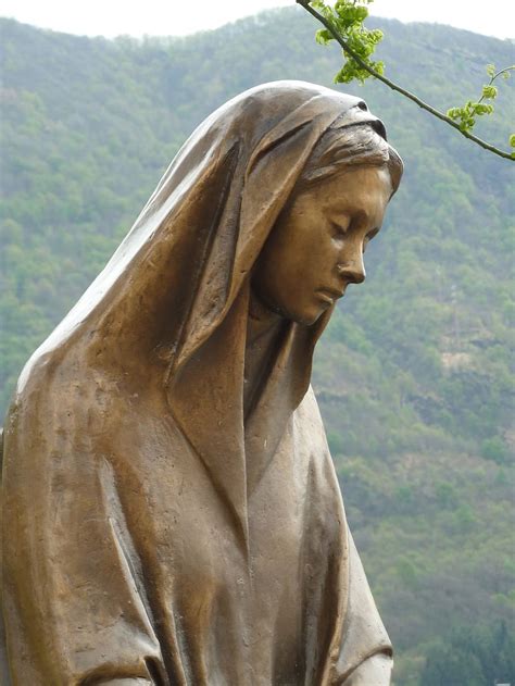 Maria Virgin Mary Mother Of God Statue Sculpture Representation